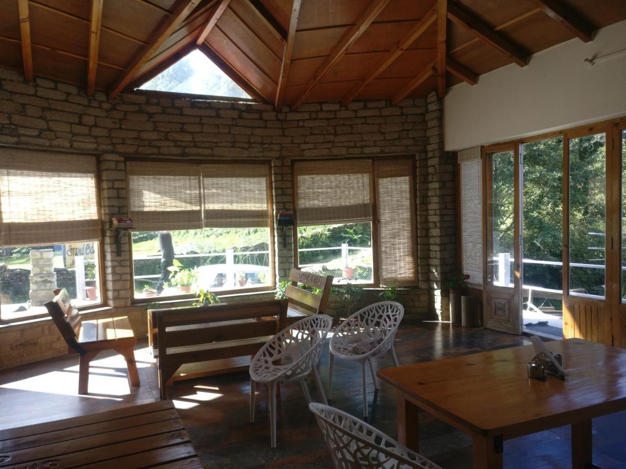 Simba Cafe & Lodge Binsar Εξωτερικό φωτογραφία